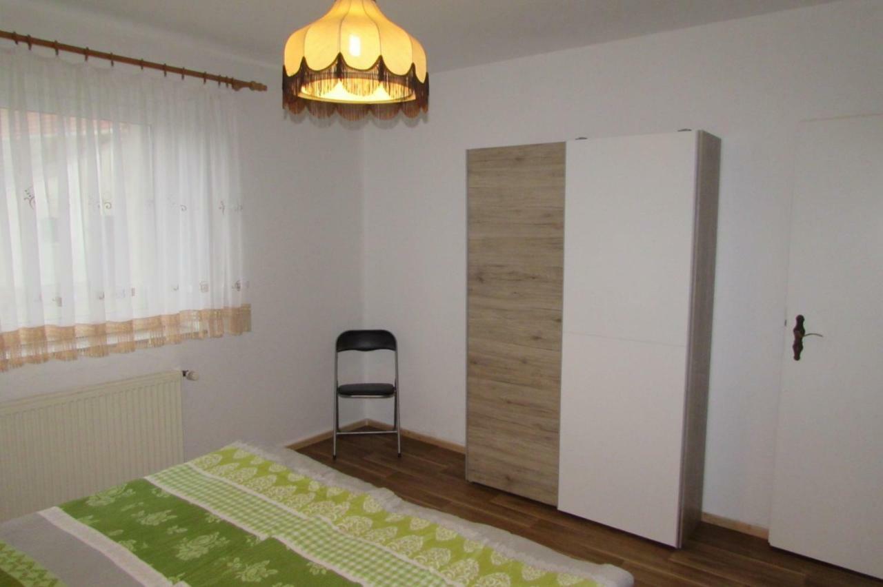Ferienhaus Mit 2 Fewo In Mecklenburg Apartment Wesenberg Exterior photo
